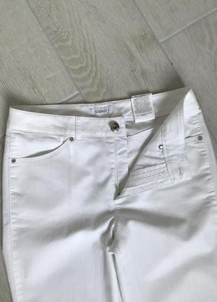Rosner, белоснежные брюки, бриджи, тонкие, карманы.4 фото