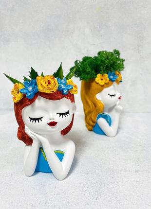 Кашпо "девочка"