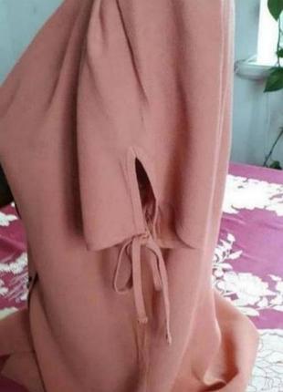 Красивая блуза в красивом цвете 48-50р