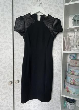 Сукня міні чорна