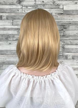 1525 парик блонд с пробором без челки каре 35см2 фото