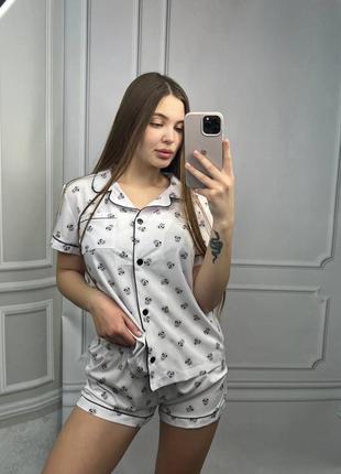 Красива піжама з м’якої тканини софт