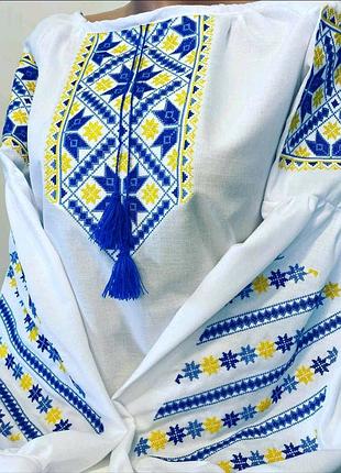 Вишиванка на домотканому полотні