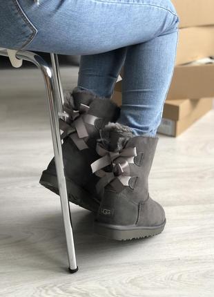 💞ugg bailey bow 2 grey💞женские кожаные зимние уги, сапоги серые угги.1 фото