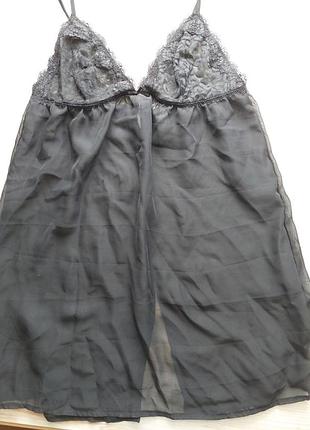 Прозрачный пеньюар с разрезом на спине