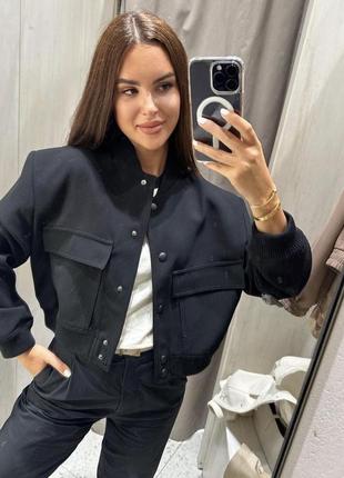 Бомбер чорний з підплічниками zara оригінал