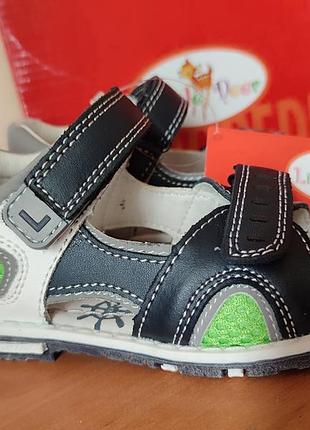 Босоножки 22 размер