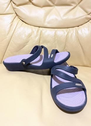Шльопанці crocs