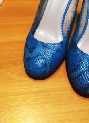Неймовірно красиві трендові кожані бірюзові тигрові туфлі човники respect your self 37 шкіра кожа4 фото