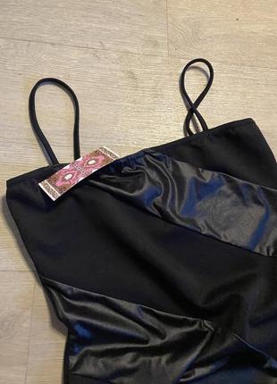 Міні сукня чорна з тонкими бретелями