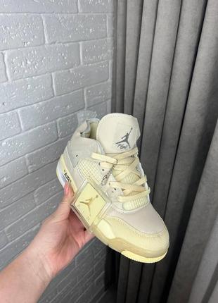 Женские кроссовки  nike air jordan retro 4