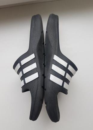 Шлепанцы adidas ( оригинал) 35-35 размер3 фото