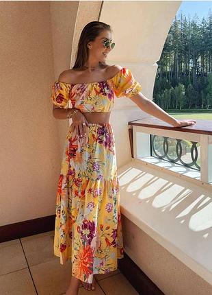 Яскравий квітковий костюм h&m з ліоцелем m-l-xl