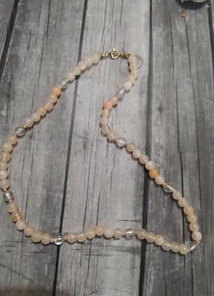 Укорочене пластикове намисто