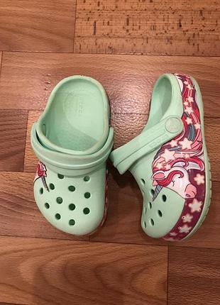 Детские кроксы