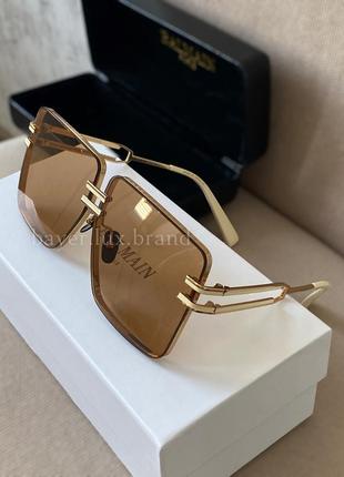 Окуляри в стилі balmain