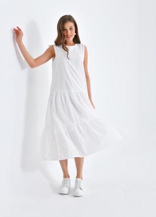 Платье женское белое хлопковое с прошвой
