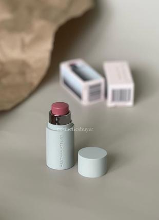 Стик кремовые розовые натуральные румяна в стике baby cheeks blush stick westman atelier petal