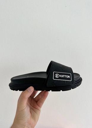 Шльопанці в стилi louis vuitton rubber slippers black тапочки