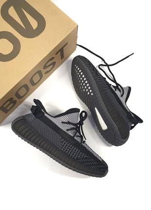 Кроссовки adidas yeezy boost 350v2
•black grey•2 фото