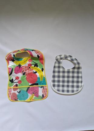 Нагрудник для годування