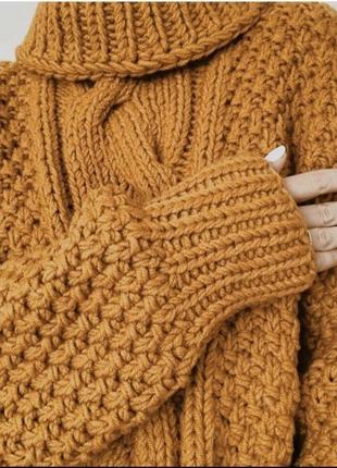 Вязаный женский свитер джемпер с косой объемный оверсайз крупная вязка толстая пряжа3 фото