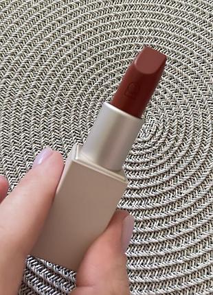 Роскошная кремовая помада rose inc в оттенке persuasive, 4g rose inc persuasive satin lip colour