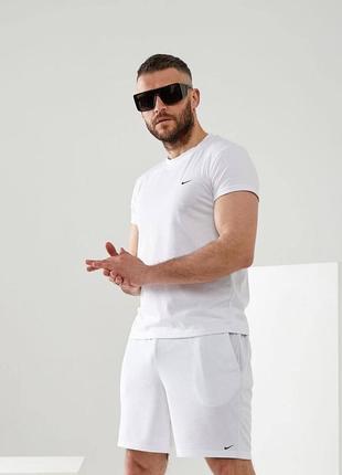 Якісний чоловічий комплект з принтом в стилі nike найк костюм шорти + футболка