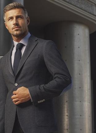 (649) чудовий чоловічий класичний костюм gregory arber wear/розмір 56