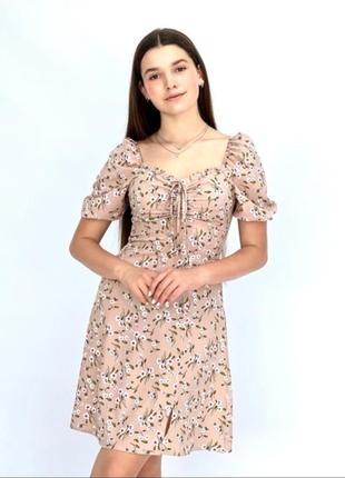 Стильное летнее платье в цветочный принт3 фото