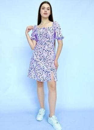 Стильное летнее платье в цветочный принт9 фото