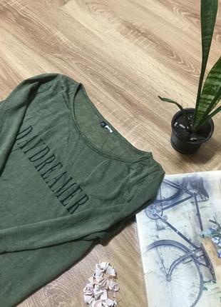 Очень крутой тонкий свитерок по отличной цене