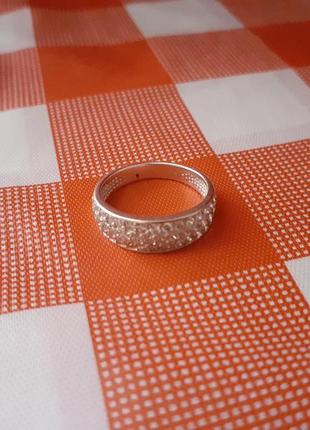Кольцо. нежное серебряное колечко с камнями сваровски3 фото