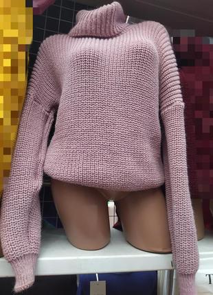 Об'ємний светр в кольорах2 фото