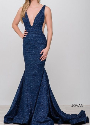 Вечернее платье jovani