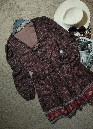 Шикарное платье с рюшами, шнуровкой и объемными рукавами/платье