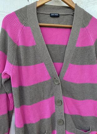 Дуже класний якісний яскравий кардіган