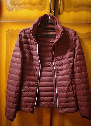 Жіночий пуховик