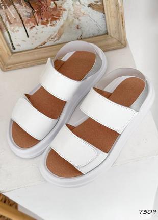 Стильні жіночі білі сандалі/босоніжки на липучках шкіряні/шкіра-жіноче взуття на літо8 фото