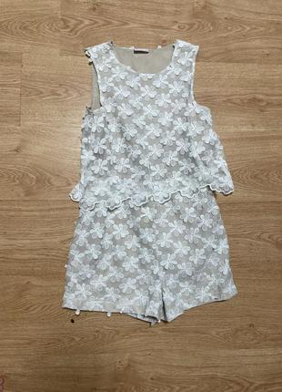 Комбинезон шортами