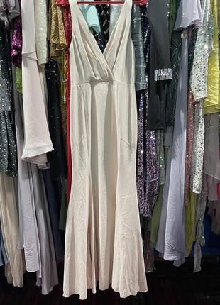 Платье макси с пуговицами на спине и плиссированным лифом asos design bridesmaid5 фото