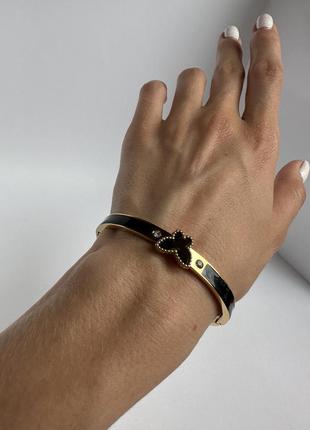 Браслет с бабочкой.