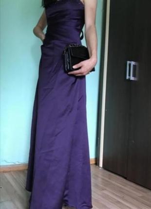 Шикарное фиолетовое атласное дизайнерское длинное вечернее платье alfred angelo4 фото