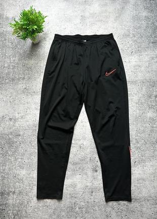 Мужские спортивные штаны nike swoosh training pants!2 фото