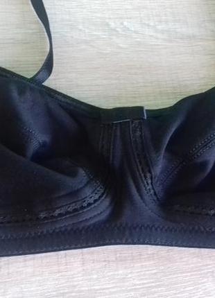 Бюстик marks & spencer 32/а