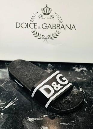 Шлепанцы в стиле dolce gabbana