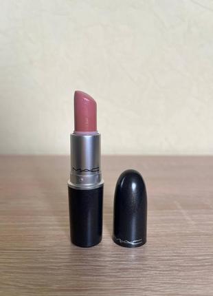 Губная помада mac satin lipstick оттенок faux