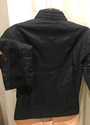 Коротенькая (унисекс) куртка размер  (s)3 фото