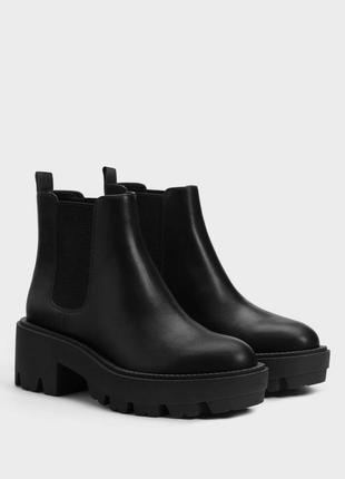 Распродажа на новые ботинки bershka