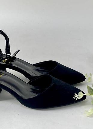 Туфли женские на каблуке2 фото